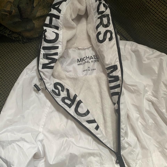 Jacket - Picture 2 of 3